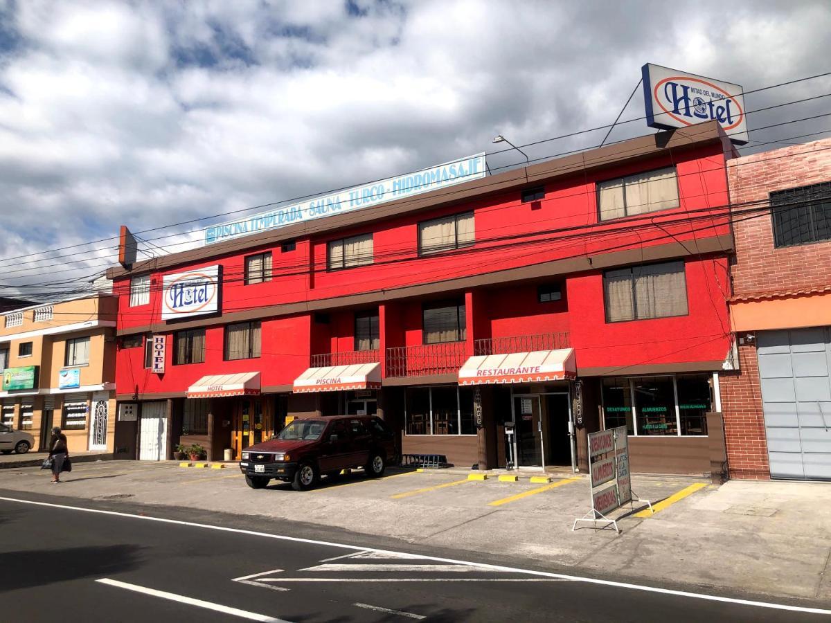 Hostal Mitad Del Mundo Cayambe Exterior photo